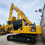 Komatsu Pc220 Excavator (6)